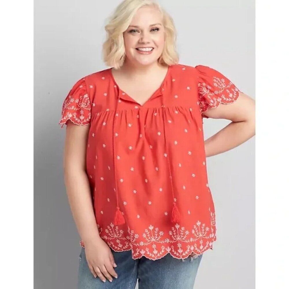 Lane Bryant Red and White Embroidered Flutter Sleeve Tassels Blouse in Size 20